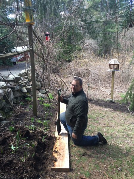 Karl Installs Wooden Edges