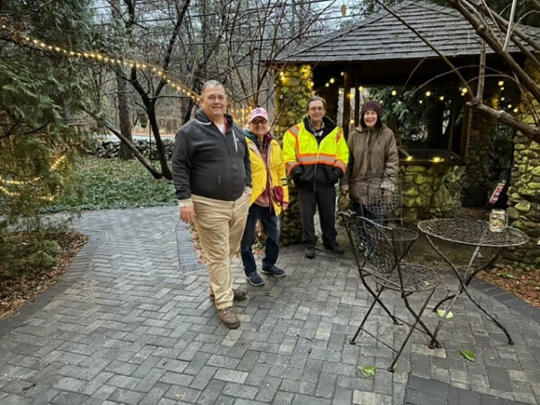 12/3/22 Strolling Group from Danvers